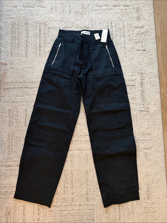 Women’s Mid Rise Barrel Utility Pant NWT BLACK - Abercrombie & Fitch
